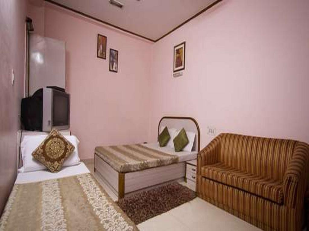 Hotel Woodland Deluxe Új-Delhi Kültér fotó