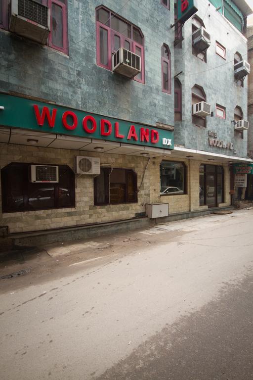 Hotel Woodland Deluxe Új-Delhi Kültér fotó