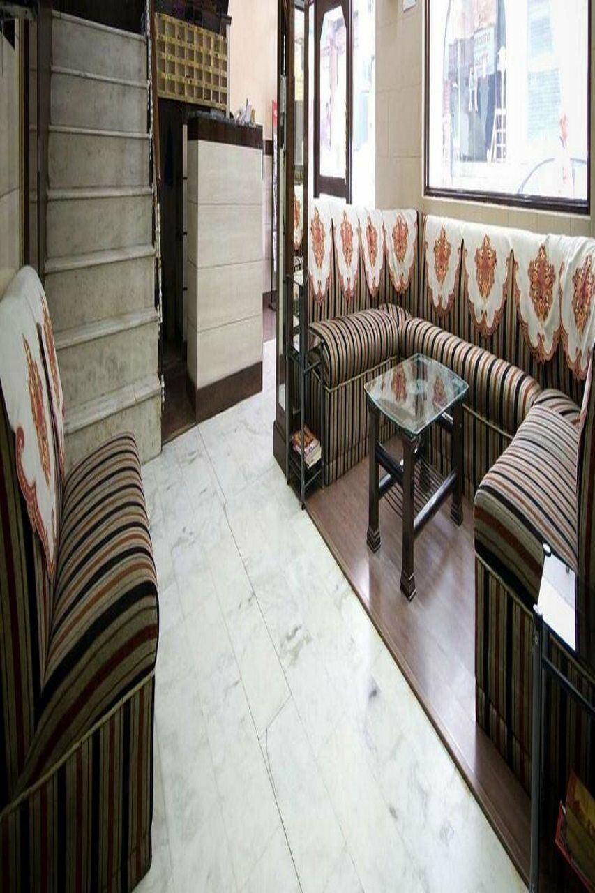 Hotel Woodland Deluxe Új-Delhi Kültér fotó